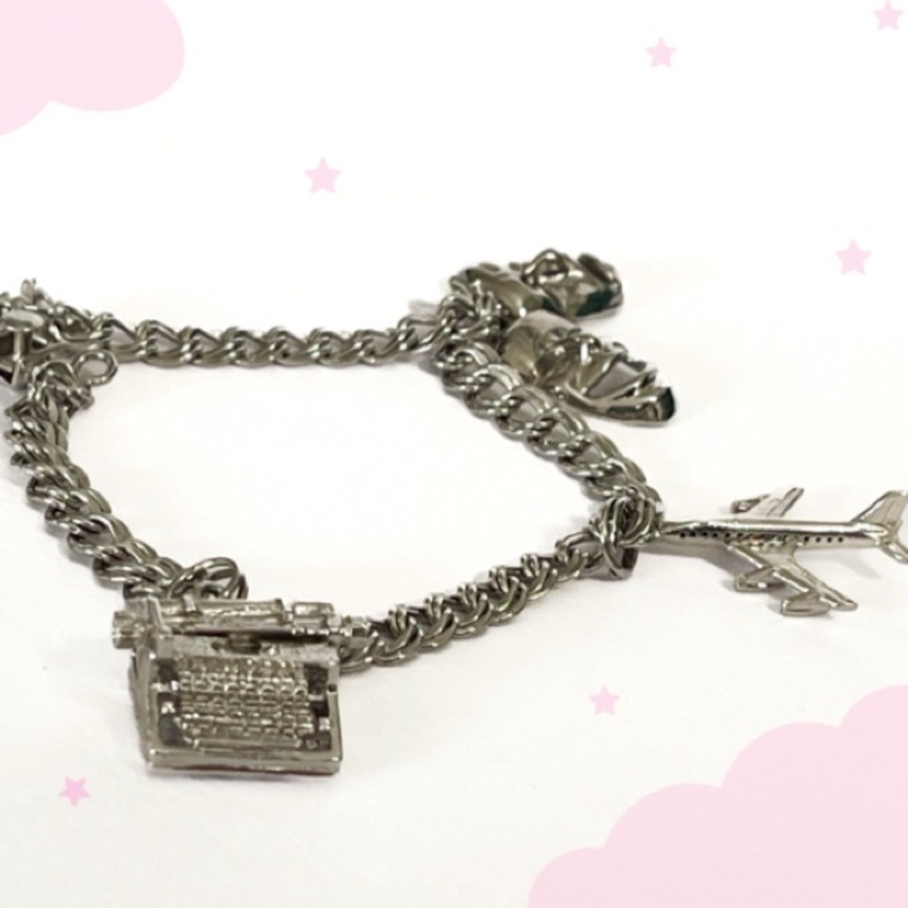 VTG Sterling Silver Charm Bracelet with 3 charms